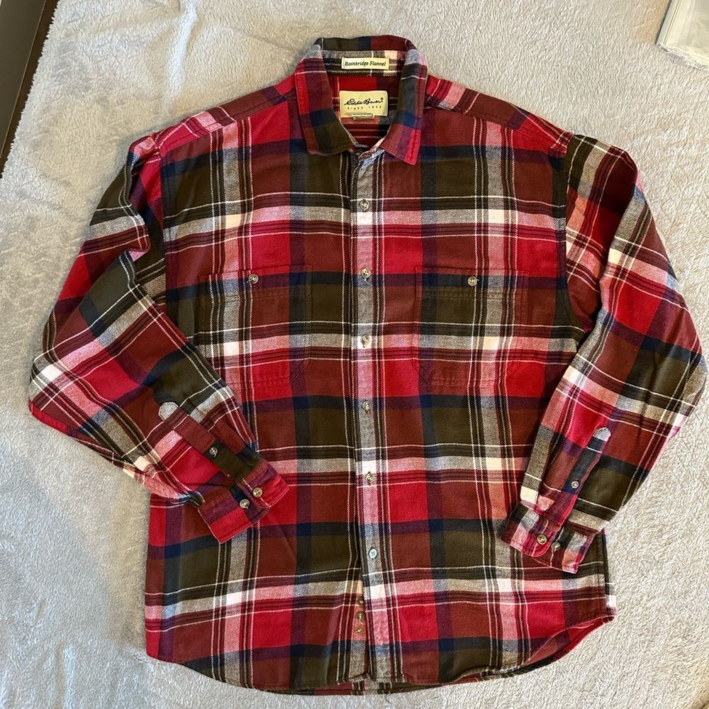 Eddie Bauer Bainbridge Flannel Red and Brown Plaid Men's Large